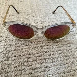 Illesteva | Accessories | Illesteva Mademoiselle Sunglasses  display picture 2
